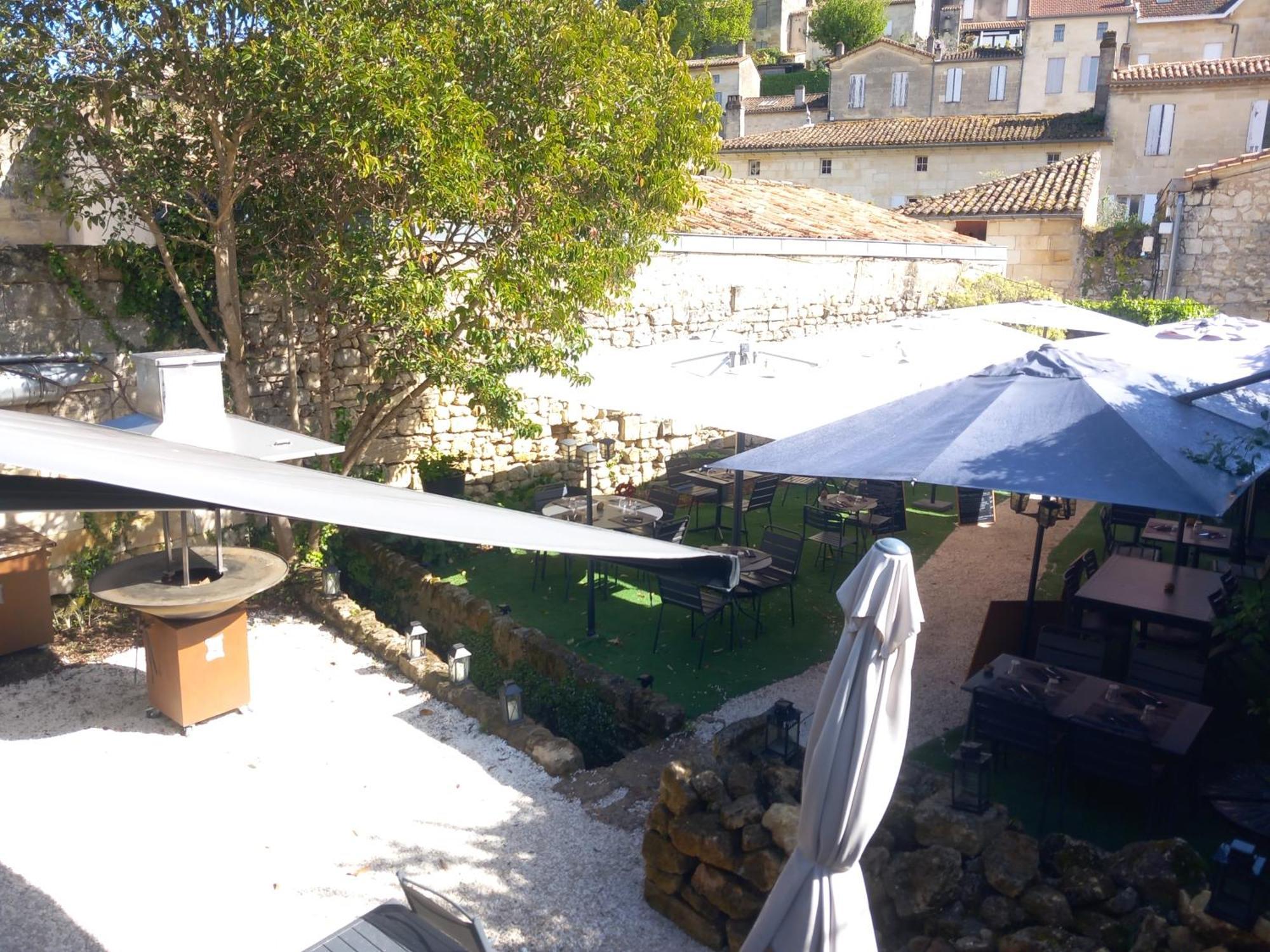 Appartamento Les Logis Des Vignobles Saint Emilion En Duplex N 2 Avec Terrasse Esterno foto