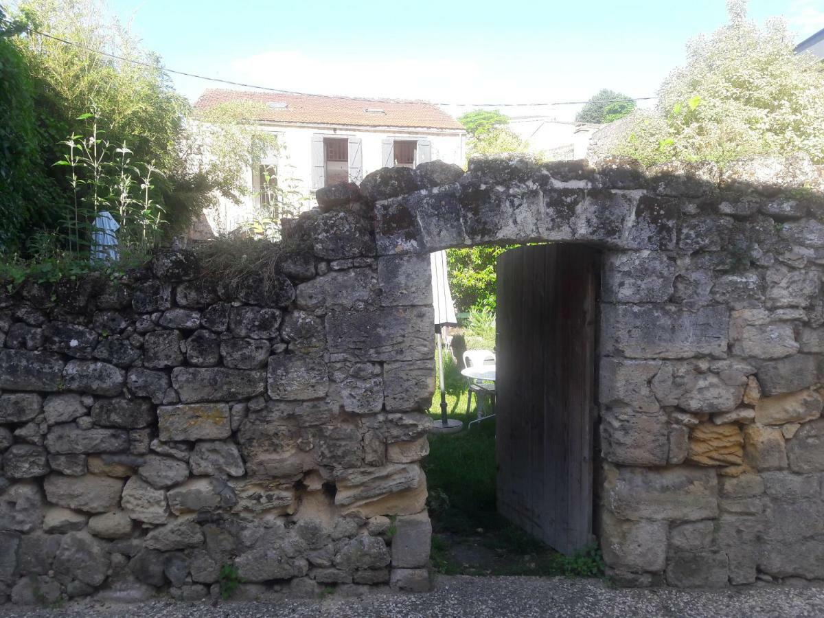 Appartamento Les Logis Des Vignobles Saint Emilion En Duplex N 2 Avec Terrasse Esterno foto