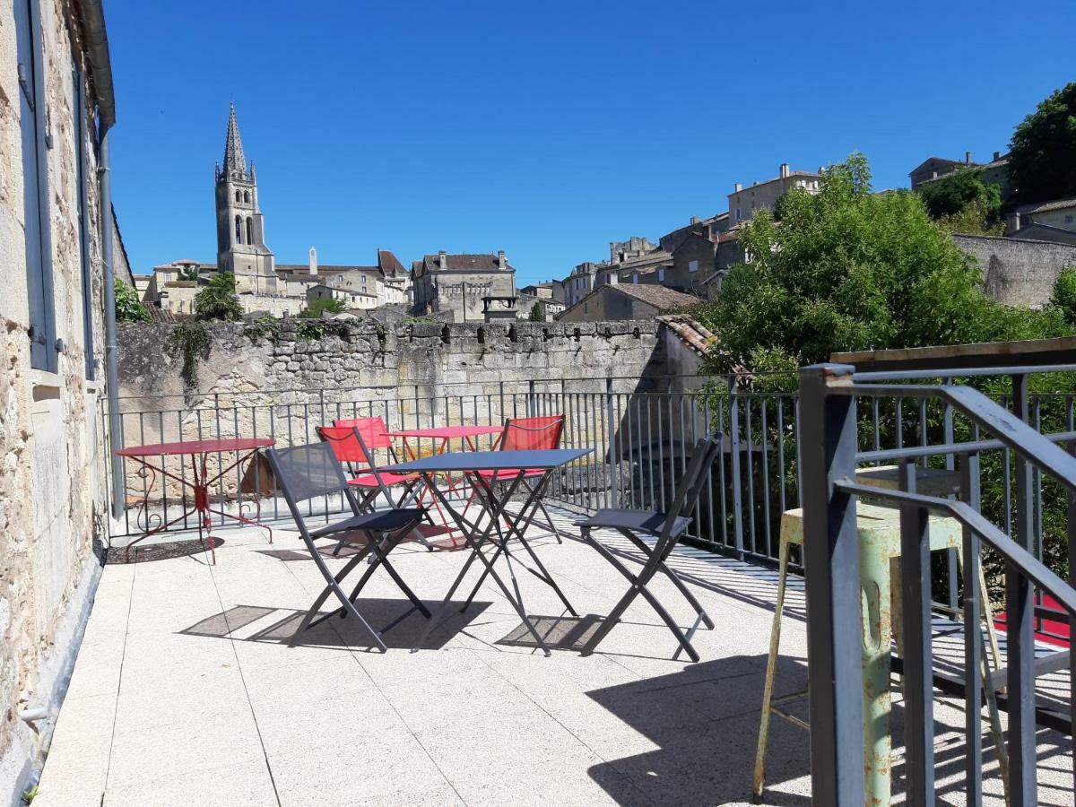 Appartamento Les Logis Des Vignobles Saint Emilion En Duplex N 2 Avec Terrasse Esterno foto